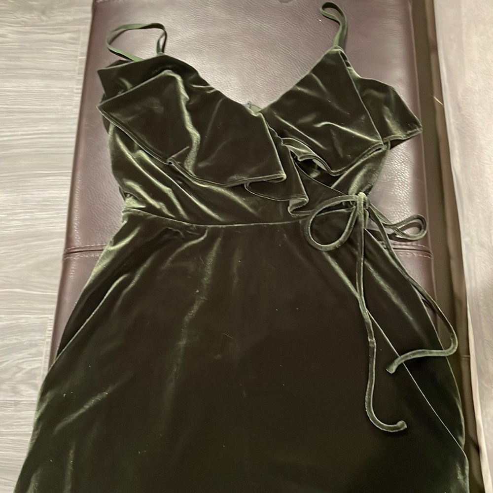 Bailey 44 green velvet mini- just in time for the holidays